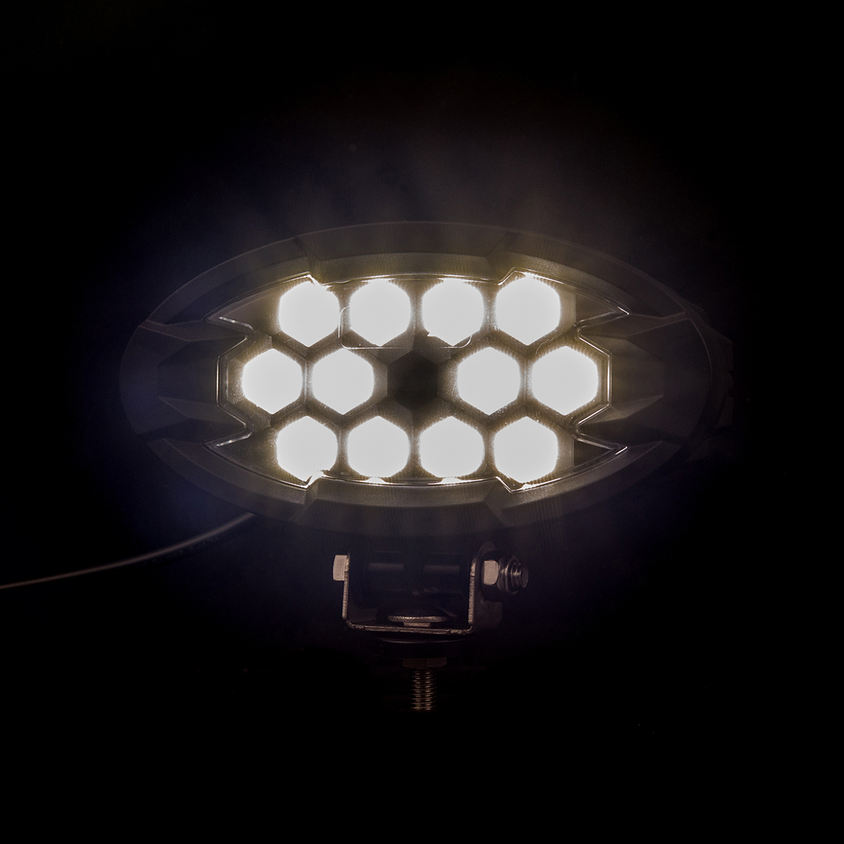 Arbeitsleuchte LRD 3161 RAPTOR – zuverlässiges Licht unter allen Bedingungen.